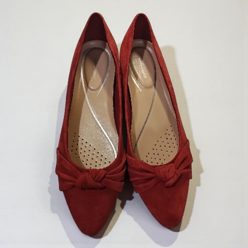 Easy Spirit Red Suede Shoes - Picture 2 of 8